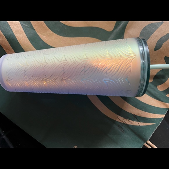 Starbucks Mermaid Iridescent soft touch Venti - Picture 1 of 5